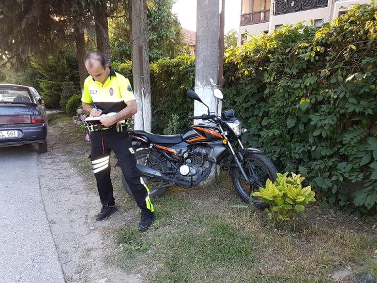 Kamyonetle Çarpışan Motosiklet Sürücüsü Öldü