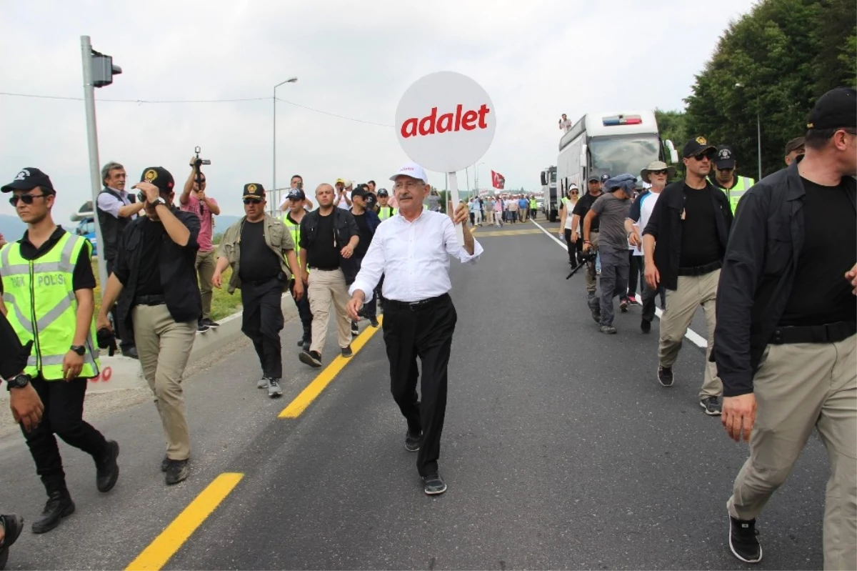 Kılıçdaroğlu \'Adalet Yürüyüşü\'nün 12. Gününü Tamamladı