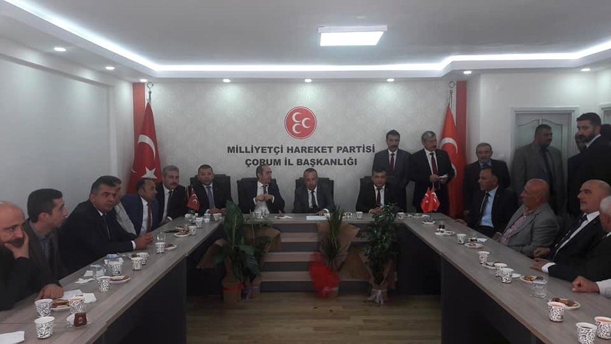 MHP\'de Çorum Teşkilatlarında Bayramlaşma Programı