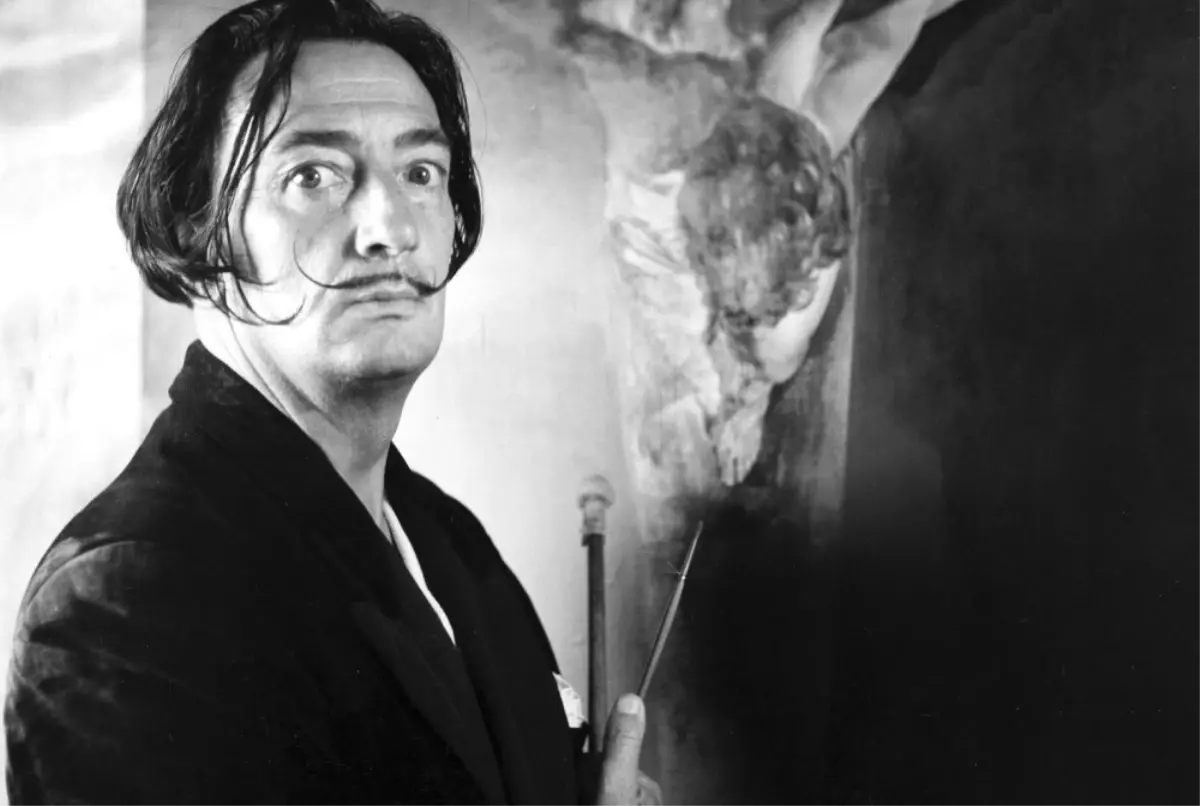 Salvador Dali\'nin Mezarı Açılacak