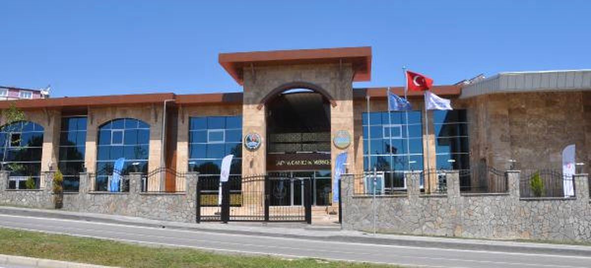 Samsun\'da 2 Bin 500 Kişilik Gençlik Merkezi