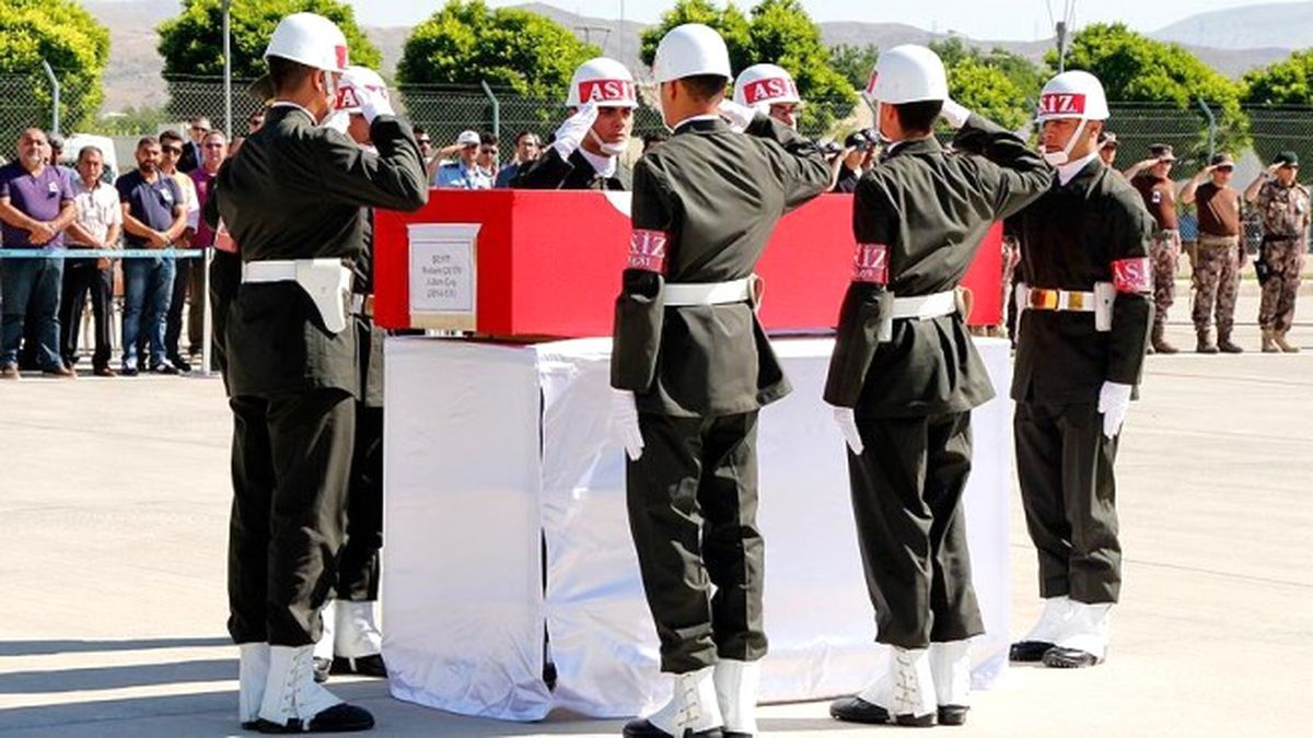 Şehit Çetin İçin Tören Düzenlendi