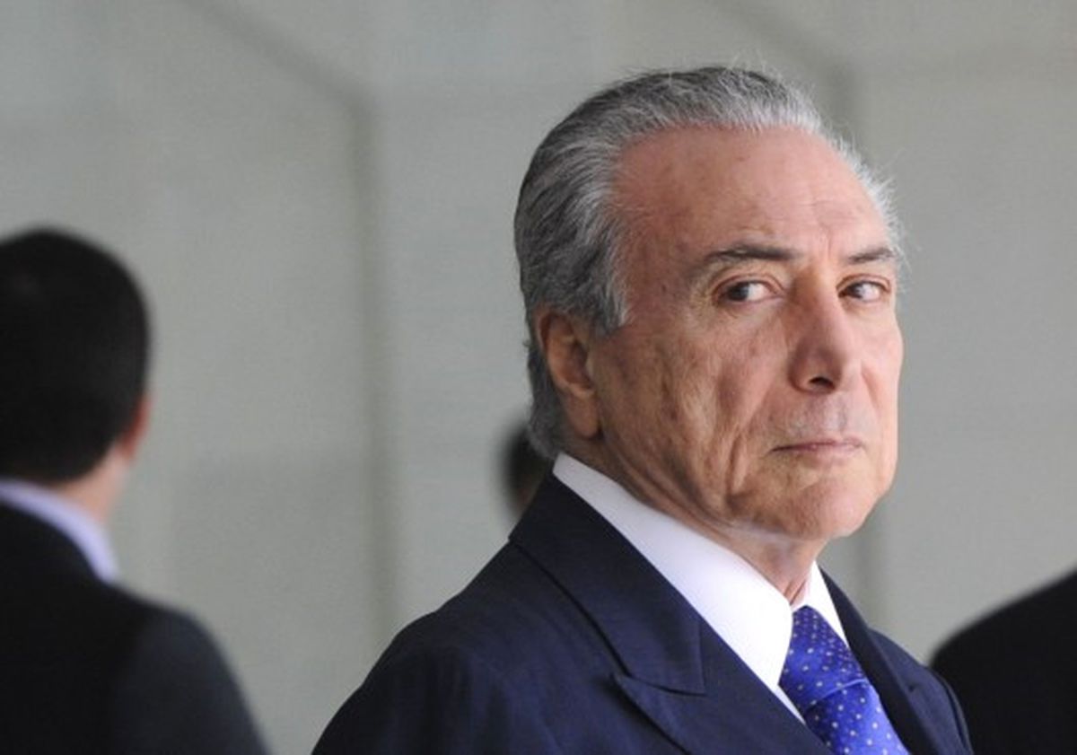 Temer\'e "Pasif Yolsuzluk" Suçlaması