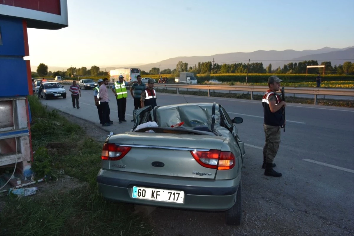 Tokat\'ta Trafik Kazası: 1 Ölü, 4 Yaralı