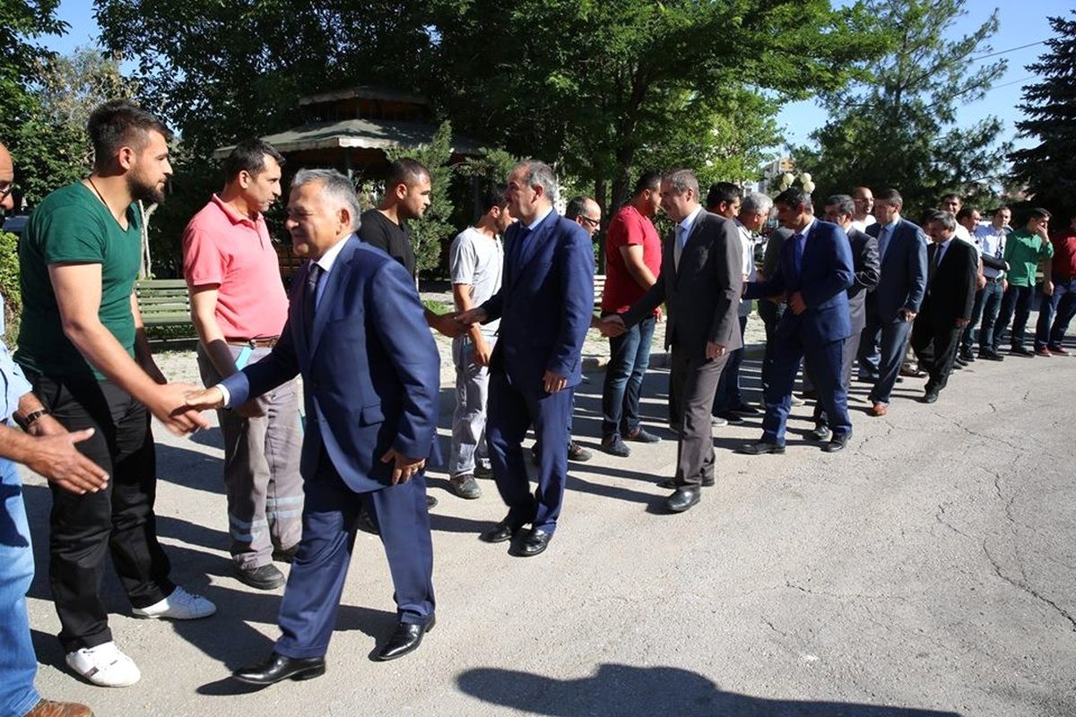 Başkan Büyükkılıç, "Referans ve Örnek Belediyecilikte Hepimizin Emeği Var"