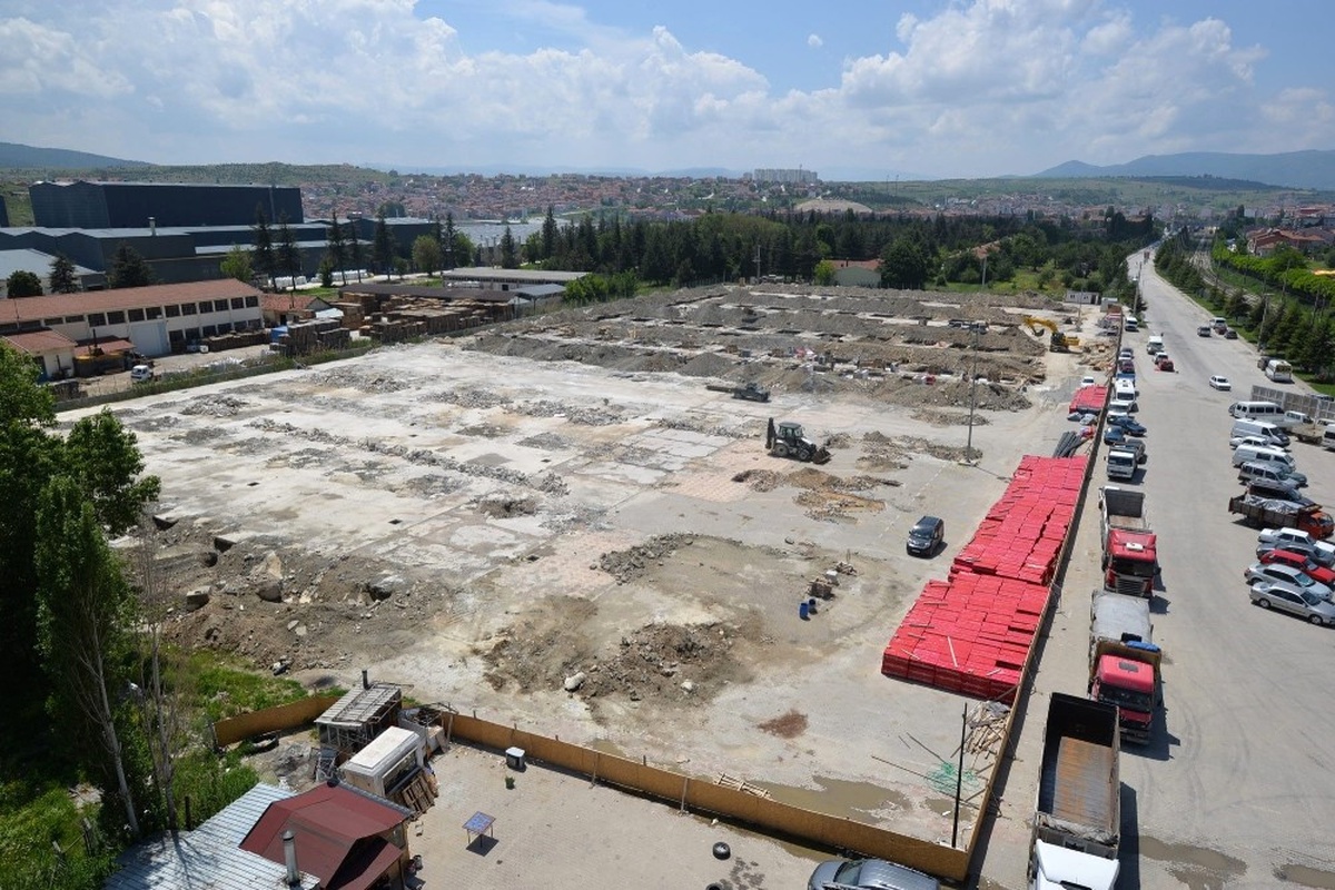 Bozüyük Kapalı Pazarına Kavuşuyor