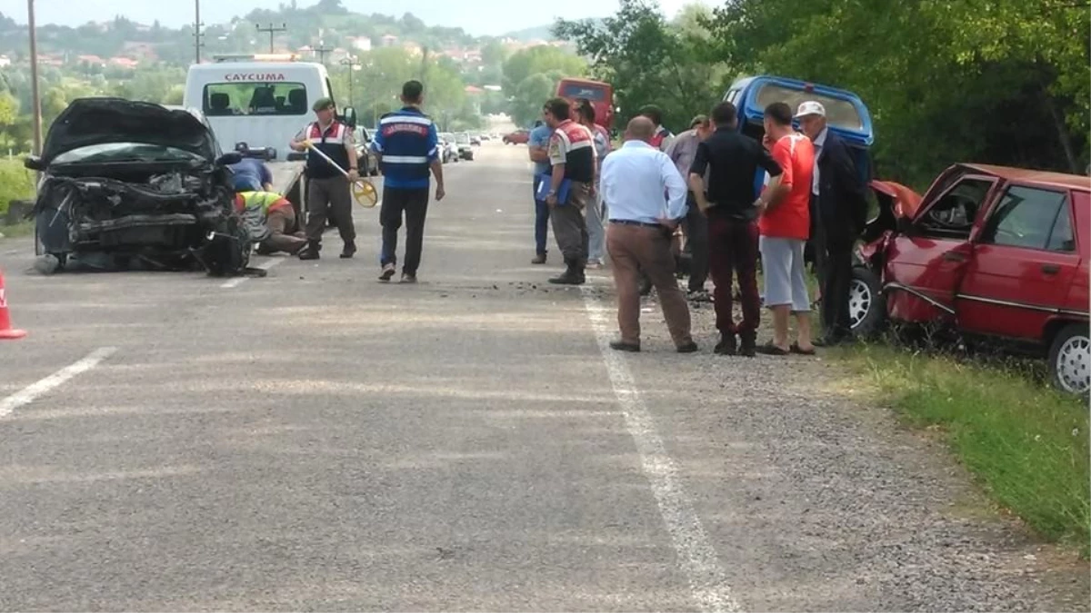 Çaycuma\'da Trafik Kazası: 7 Yaralı