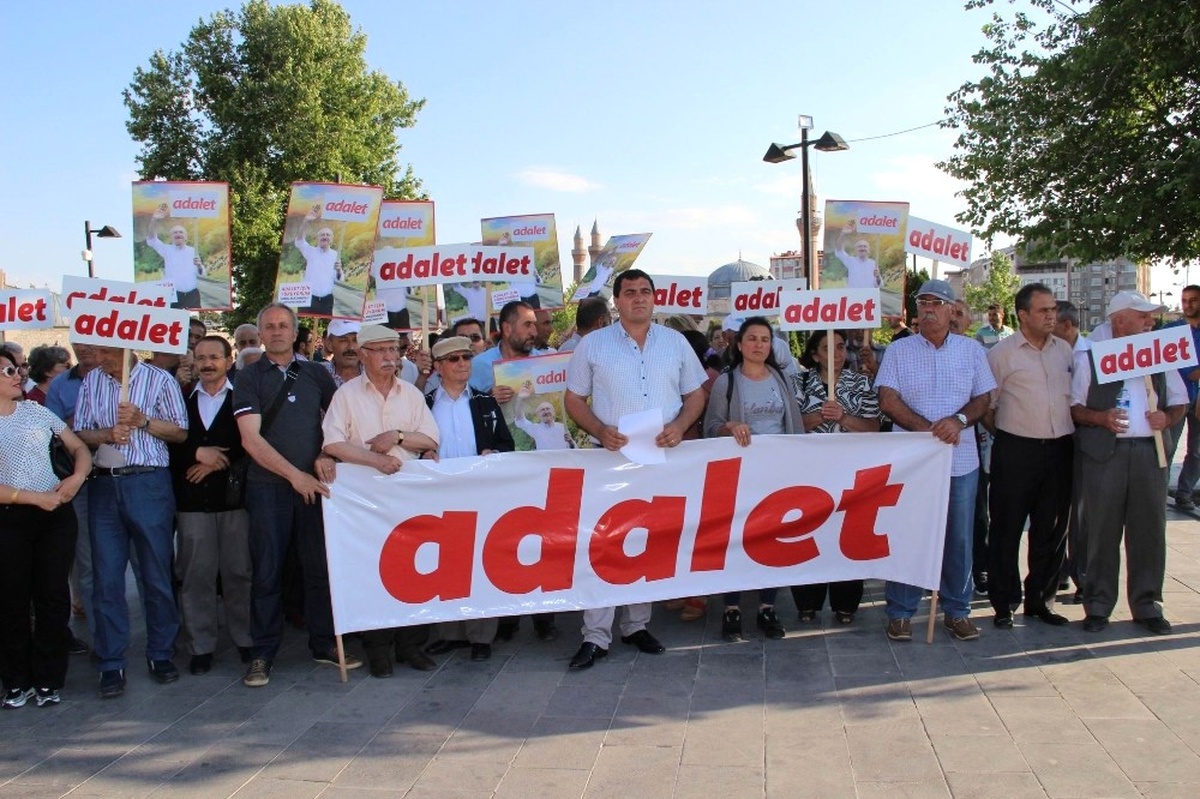 CHP Sivas İl Başkanlığından Adalet Yürüyüşü\'ne Destek