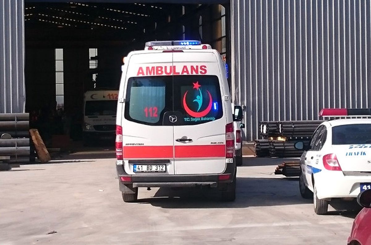 Devrilen Forkliftin Altında Kalan Sürücü Hayatını Kaybetti