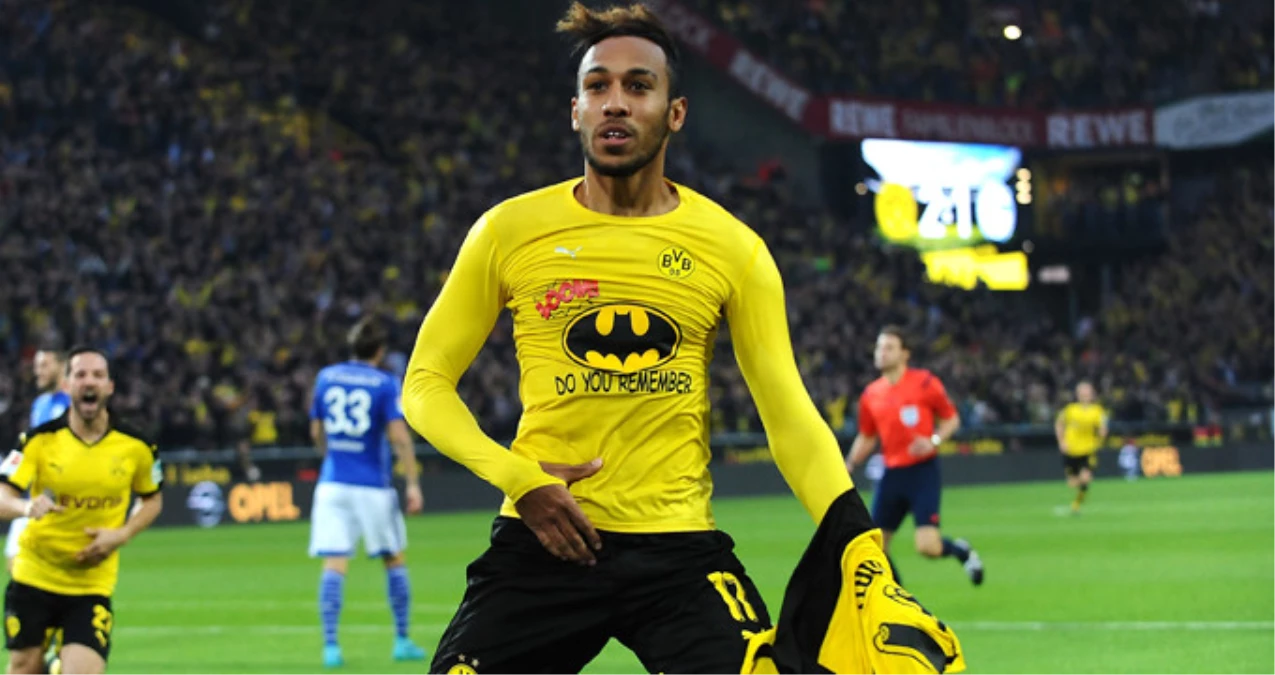 Dortmund\'lu Aubameyang, Dünya Futbol Tarihine Geçecek Teklifi Kabul Etti