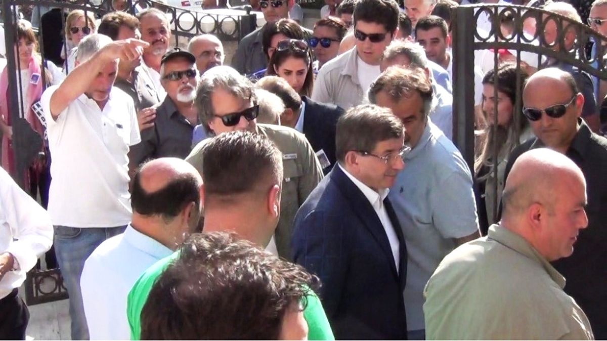 Eski Başbakan Davutoğlu\'nun Acı Günü