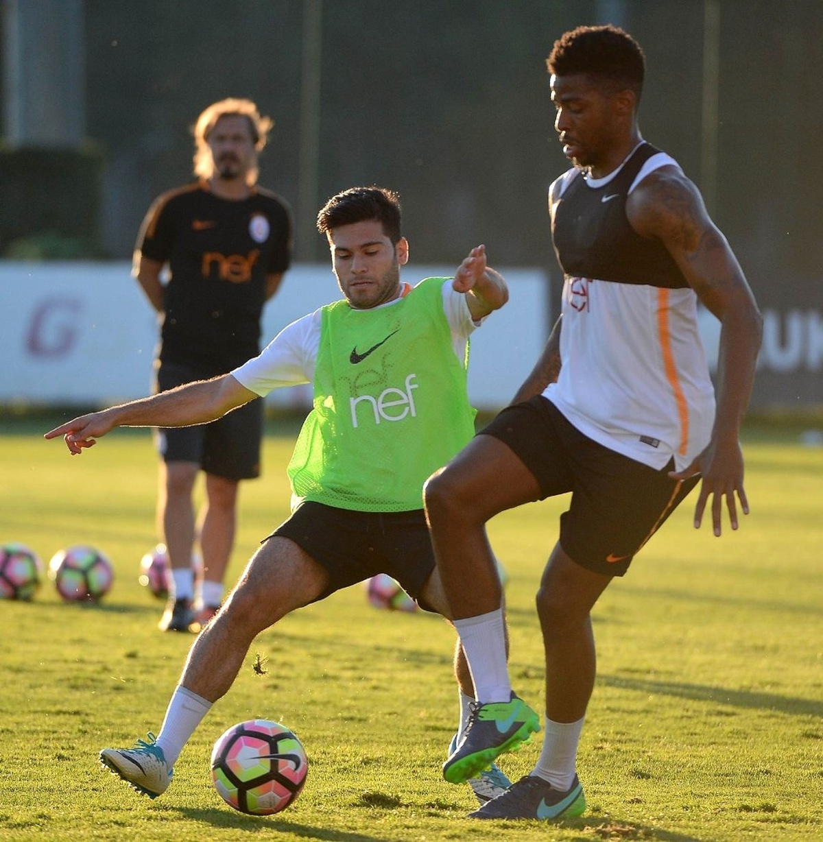 Galatasaray\'da Yeni Sezon Hazırlıkları Sürüyor