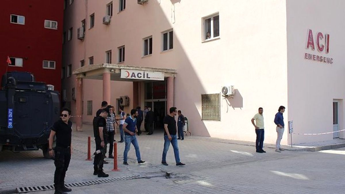 Hakkari\'de 1 Polis Şehit Oldu