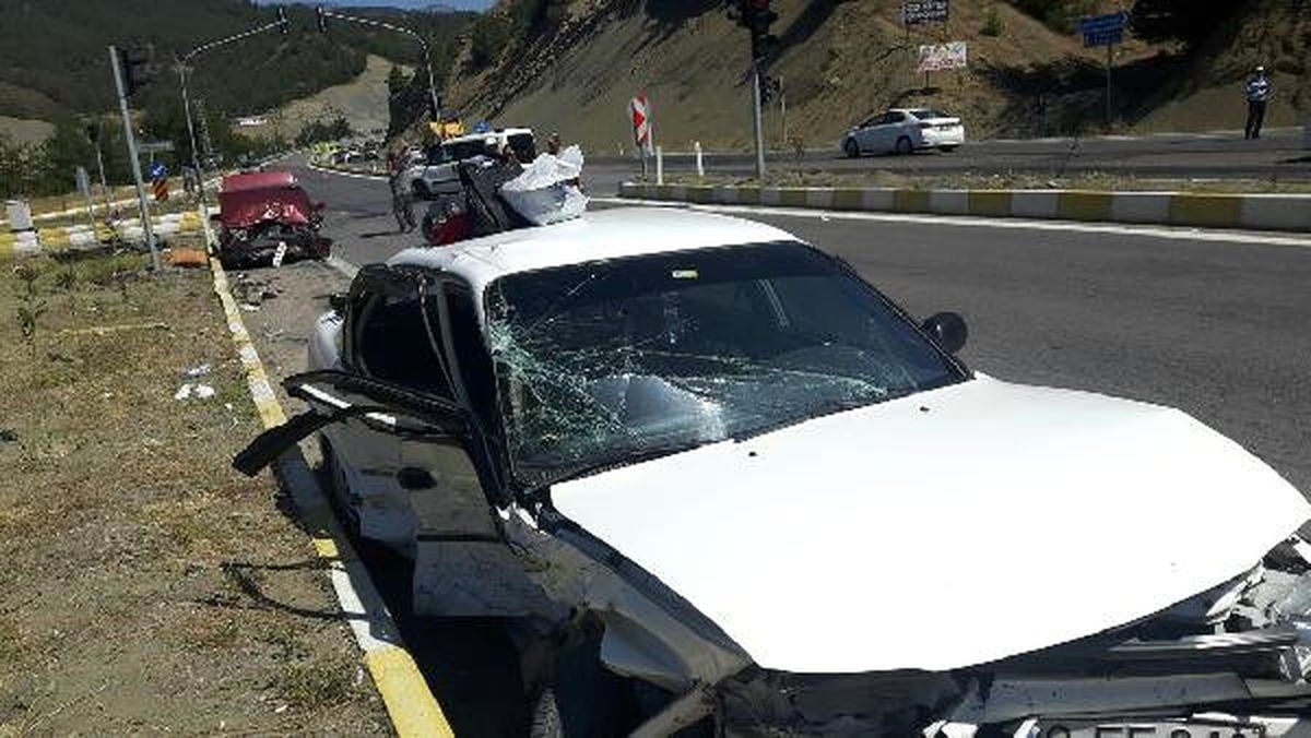 Kahramanmaraş\'ta Zincirleme Trafik Kazası: 17 Yaralı