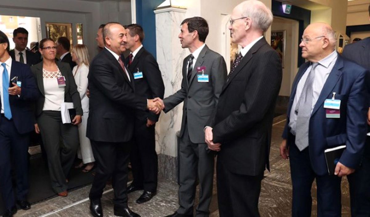 Kıbrıs Konferansı Başlıyor