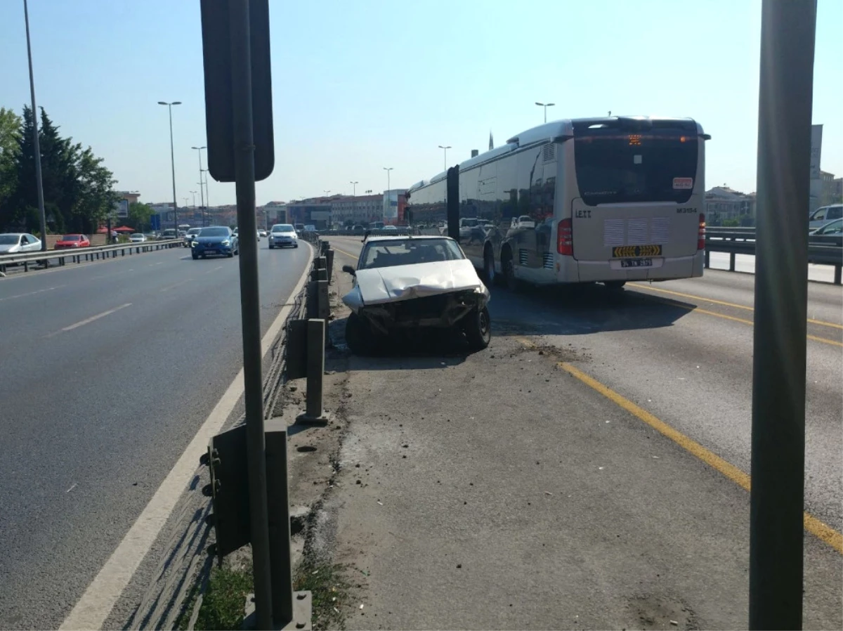 Metrobüs Yolunda Ilginç Görüntü