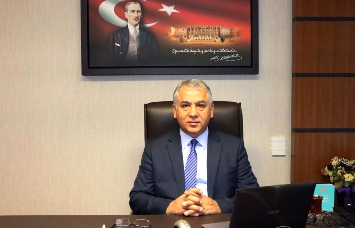 Milletvekili Boynukara\'dan \'Tütün\' Haberini Yapan Gazeteye Tepki