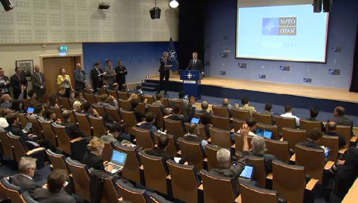 NATO Savunma Harcamaları Bu Yıl Yüzde 4.3 Artacak" - 2