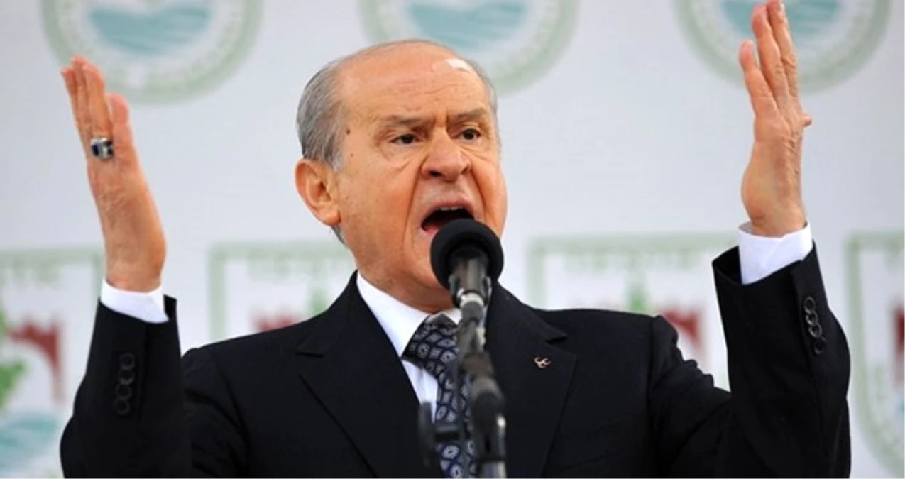 MHP Lideri Bahçeli, Ozan Arif\'i Mahkemeye Verdi
