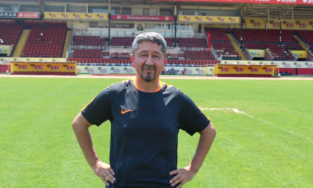 Rıdvan Şükür, Eskişehir\'de Atatürk Stadında Koştu