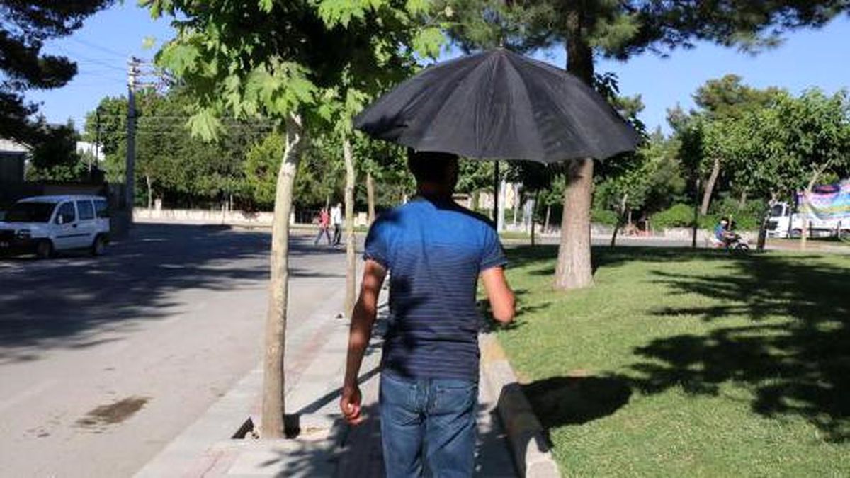 Şanlıurfa\'da Termometre 53 Dereceyi Gösterdi (2)
