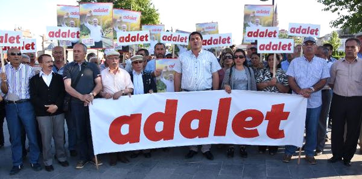 Sivas\'ta CHP\'den \'Adalet Yürüyüşü\'ne Destek