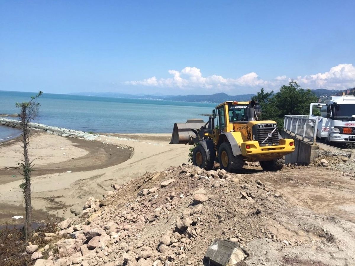 Trabzon\'da Sadece Kadınlara Hizmet Verecek Plaj Yapılıyor