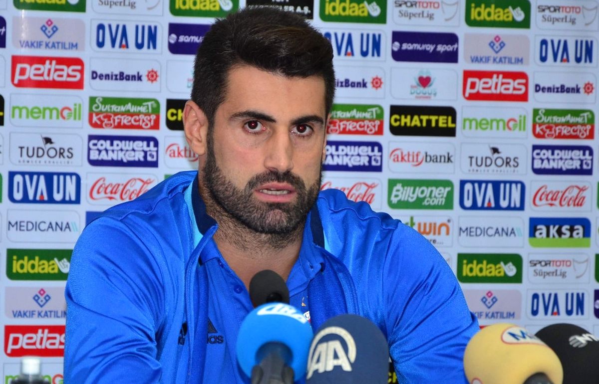 Volkan Demirel\'le Yola Devam