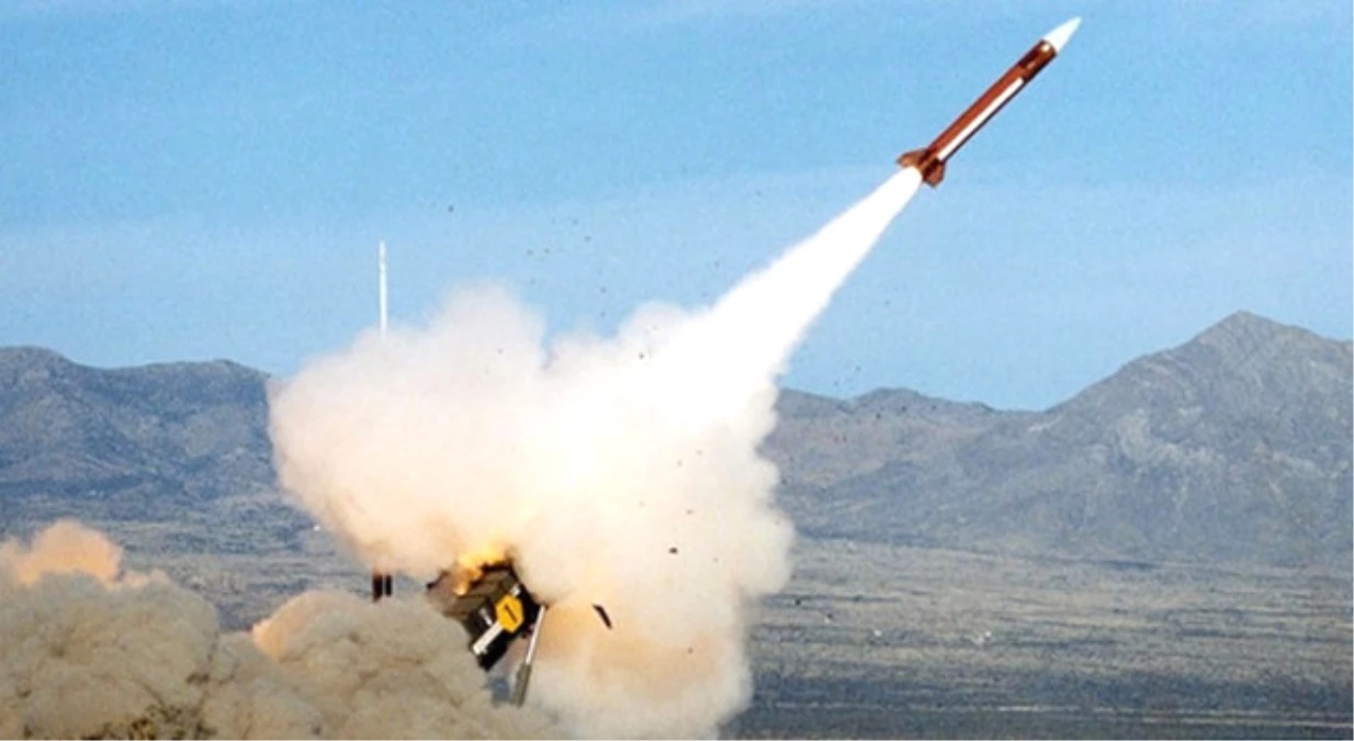 Yemen\'den Suudi Arabistan\'a Roket Saldırısı