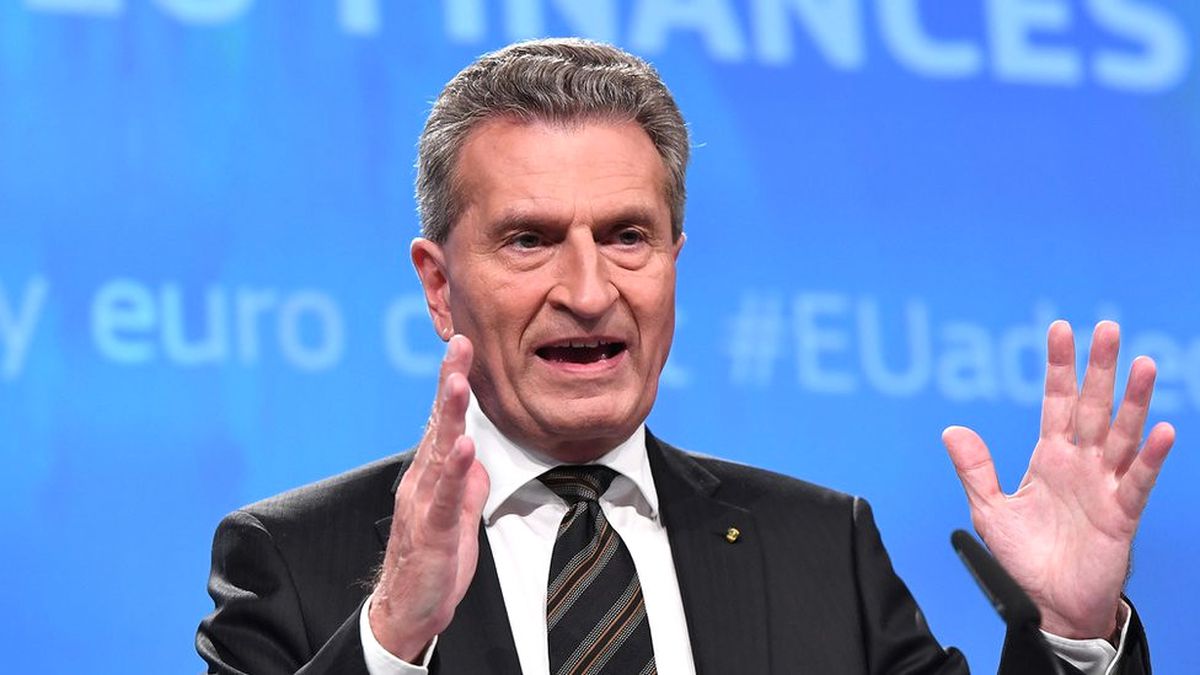AB Bütçe Sorumlusu: Brexit Bütçede Delik Açacak