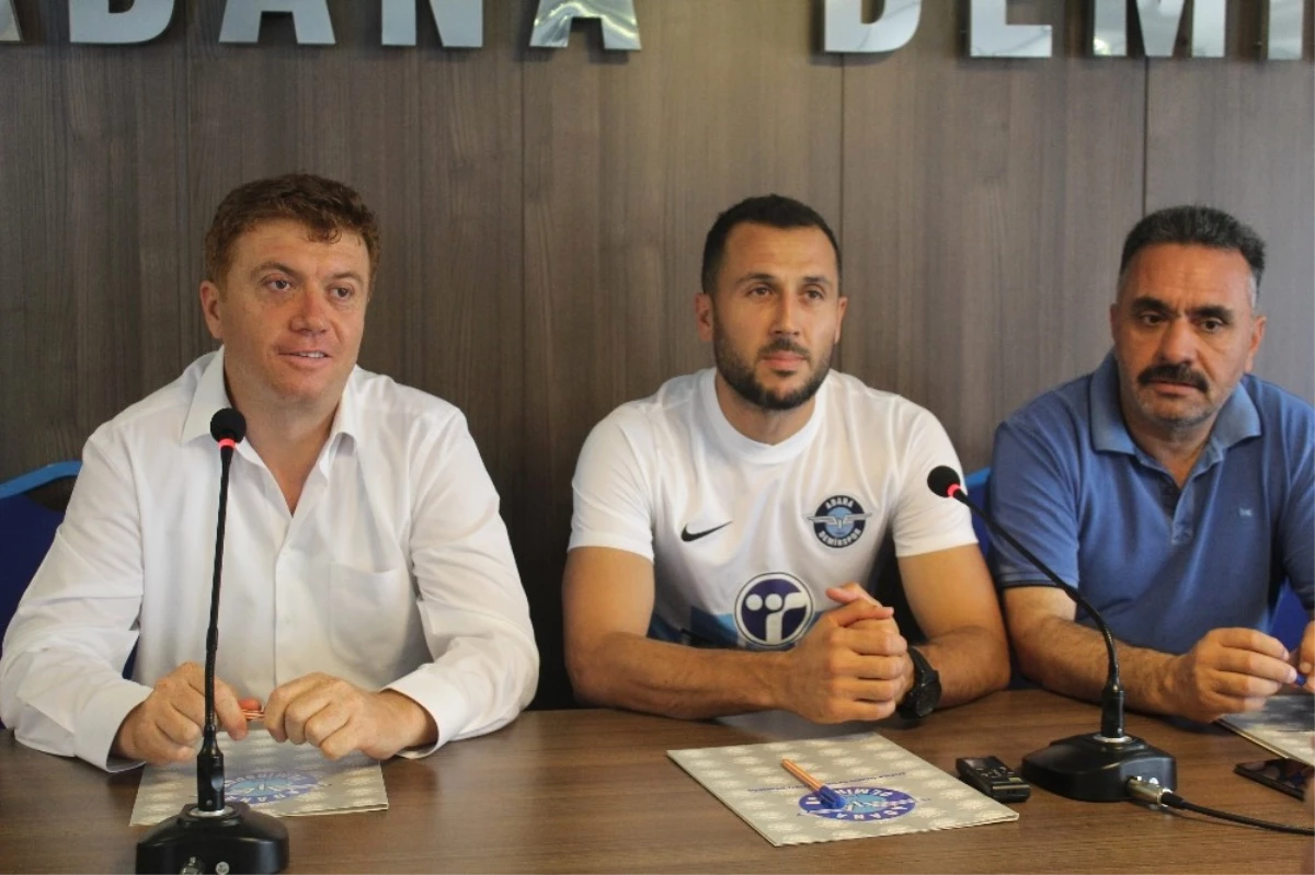 Adana Demirspor Kaleci Şahmalı ile Anlaştı