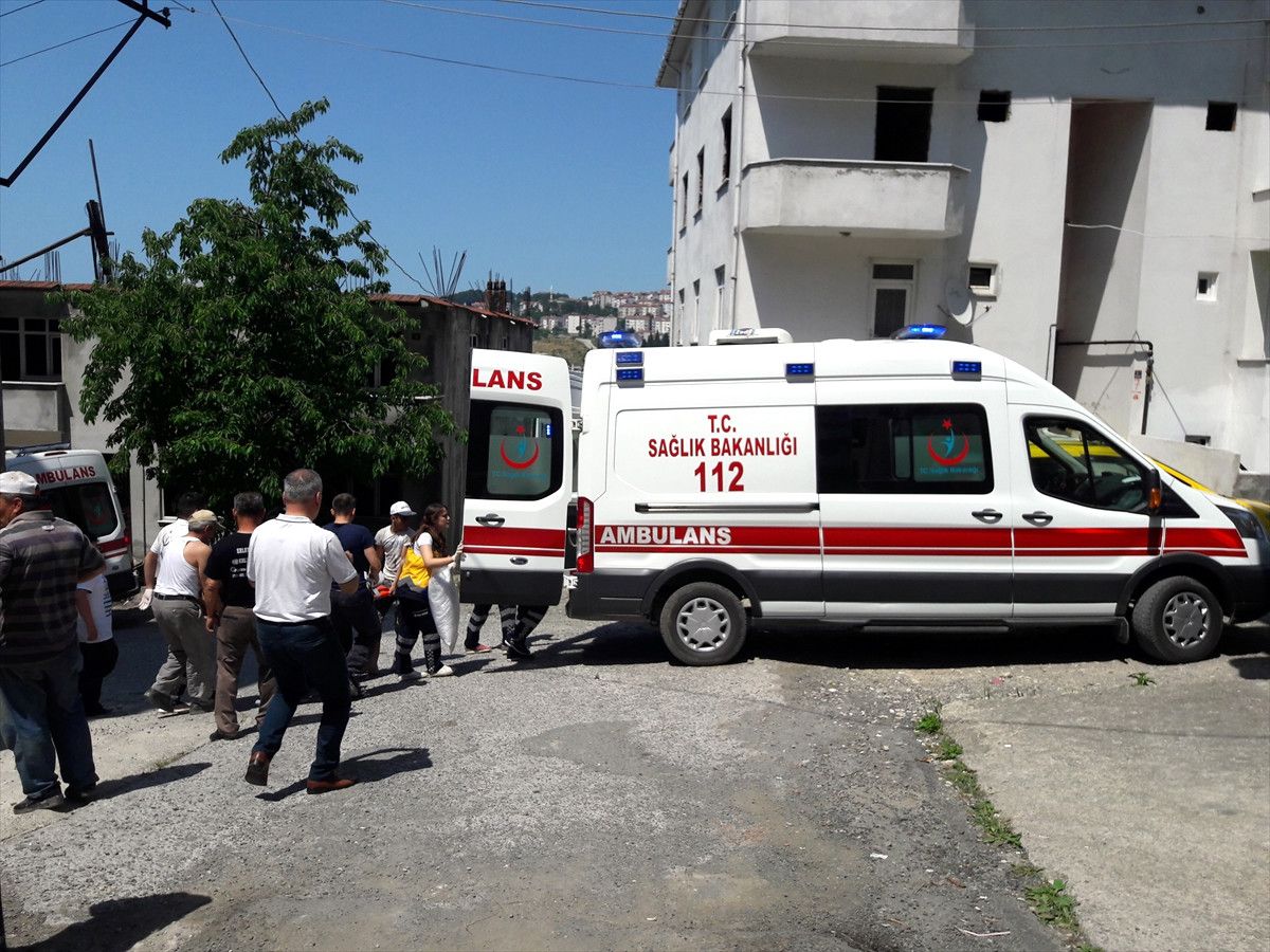 Alaplı\'da Trafik Kazası: 2 Yaralı