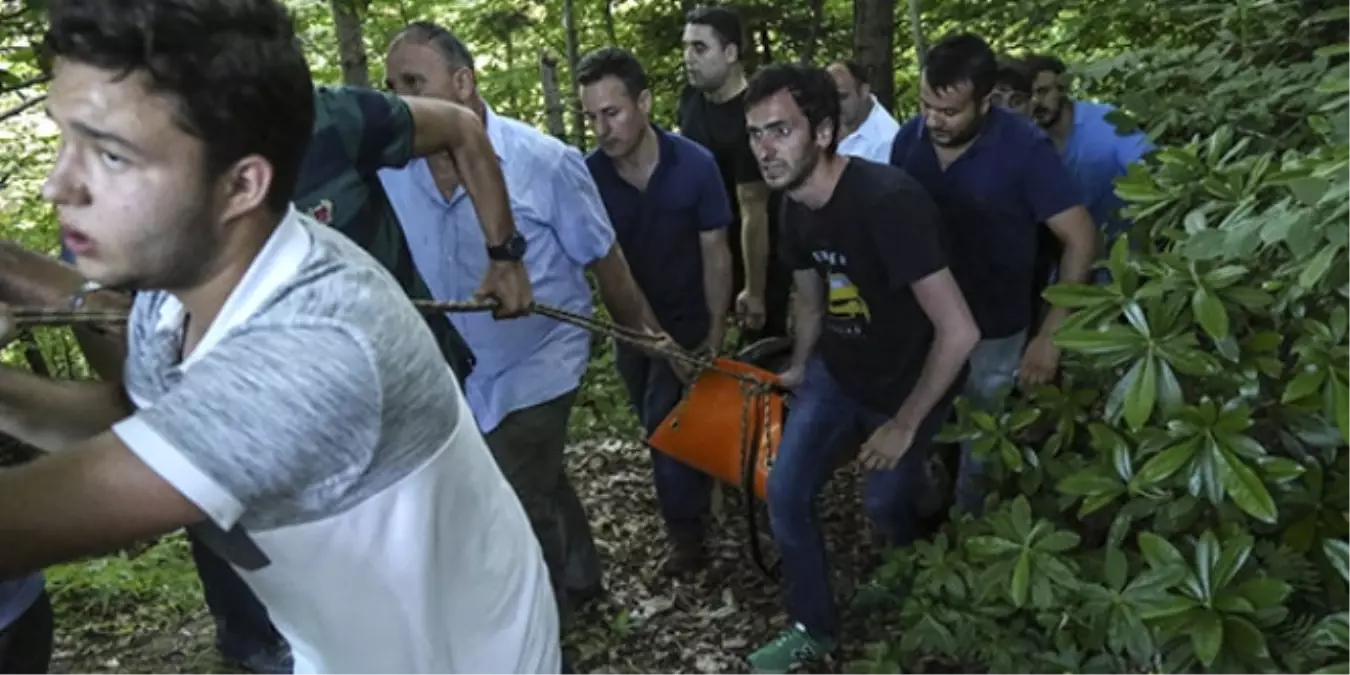 Arkadaşına Yardım Etmek İsterken Dereye Düşen Kişi Öldü