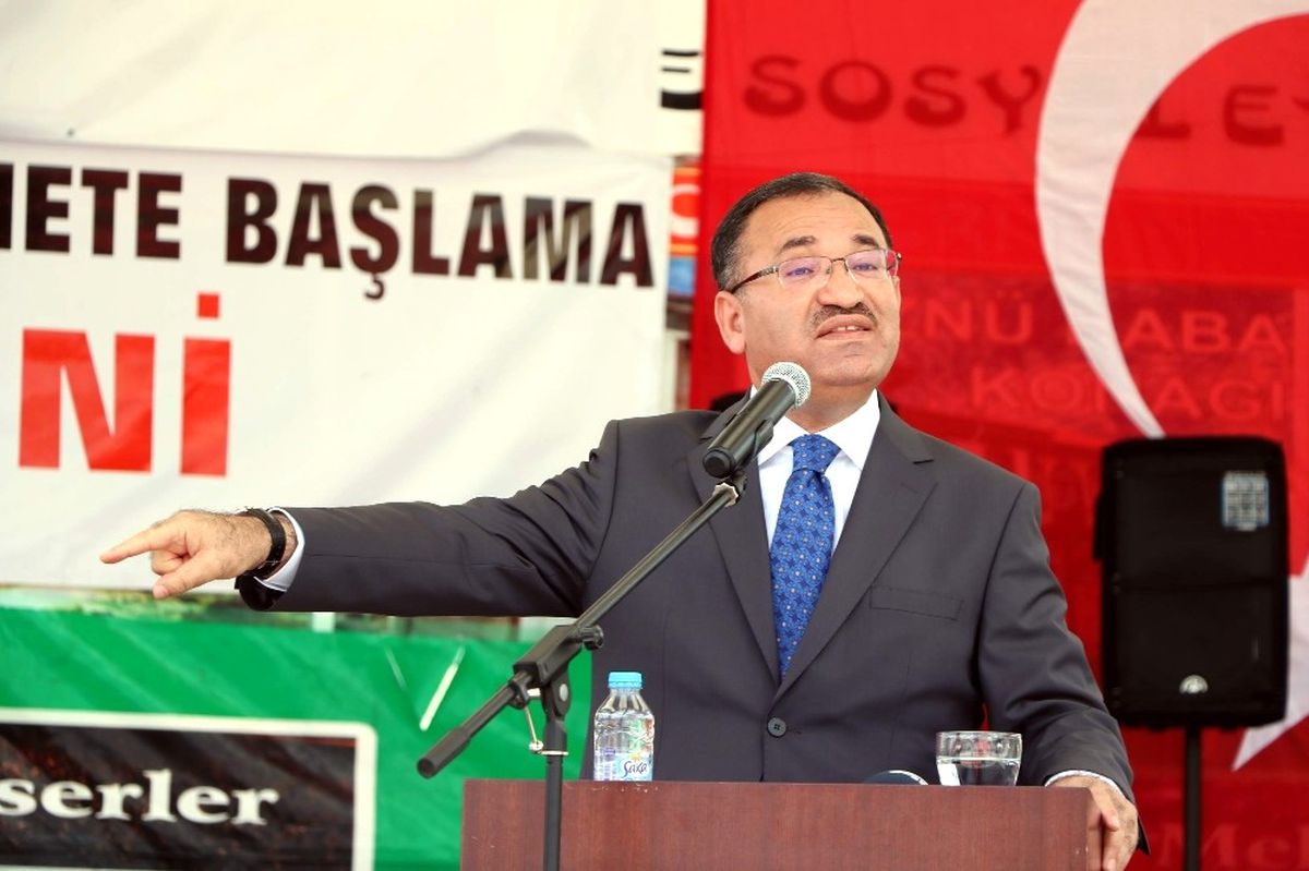 Bakan Bozdağ, CHP\'yi Yalancılıkla Suçladı