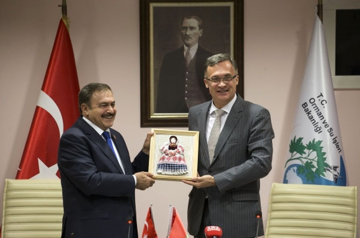 Bakan Eroğlu Belarus\'un Ankara Büyükelçisi Savinykh\'i Kabul Etti