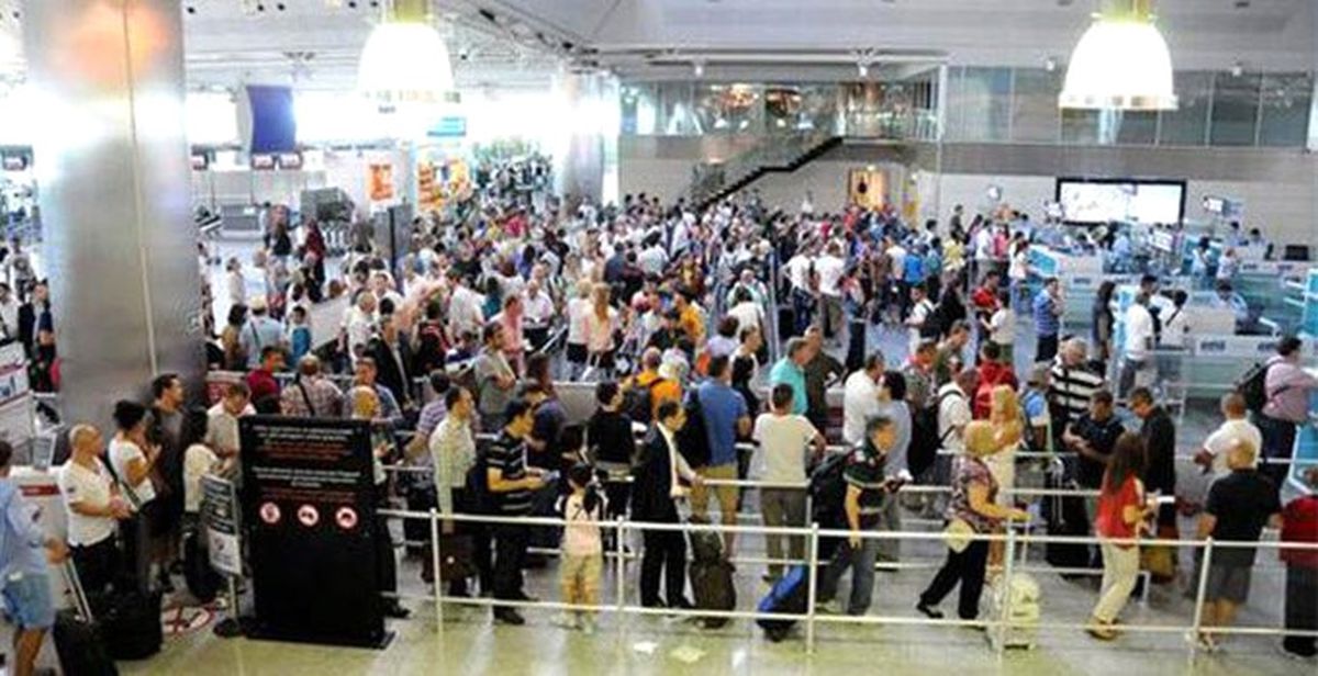 Bayramda Atatürk Havalimanı\'ndan 905 Bin Yolcu Uçtu
