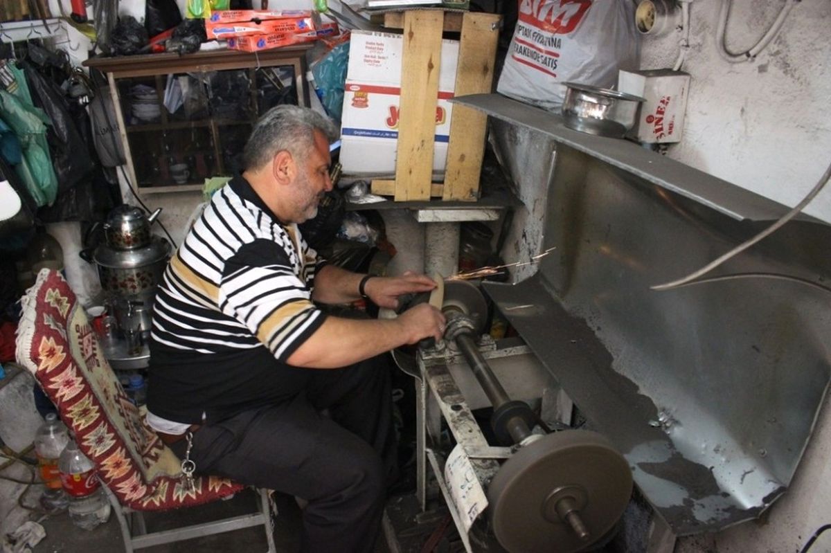 Bıçakçılar Teknoloji ve Çin Malına Bileniyor