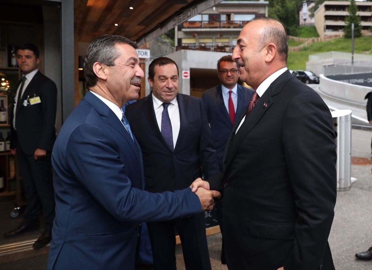 Çavuşoğlu ve Akıncı, Cenevre\'de Siyasi Temsilcilerle Bir Araya Geldi