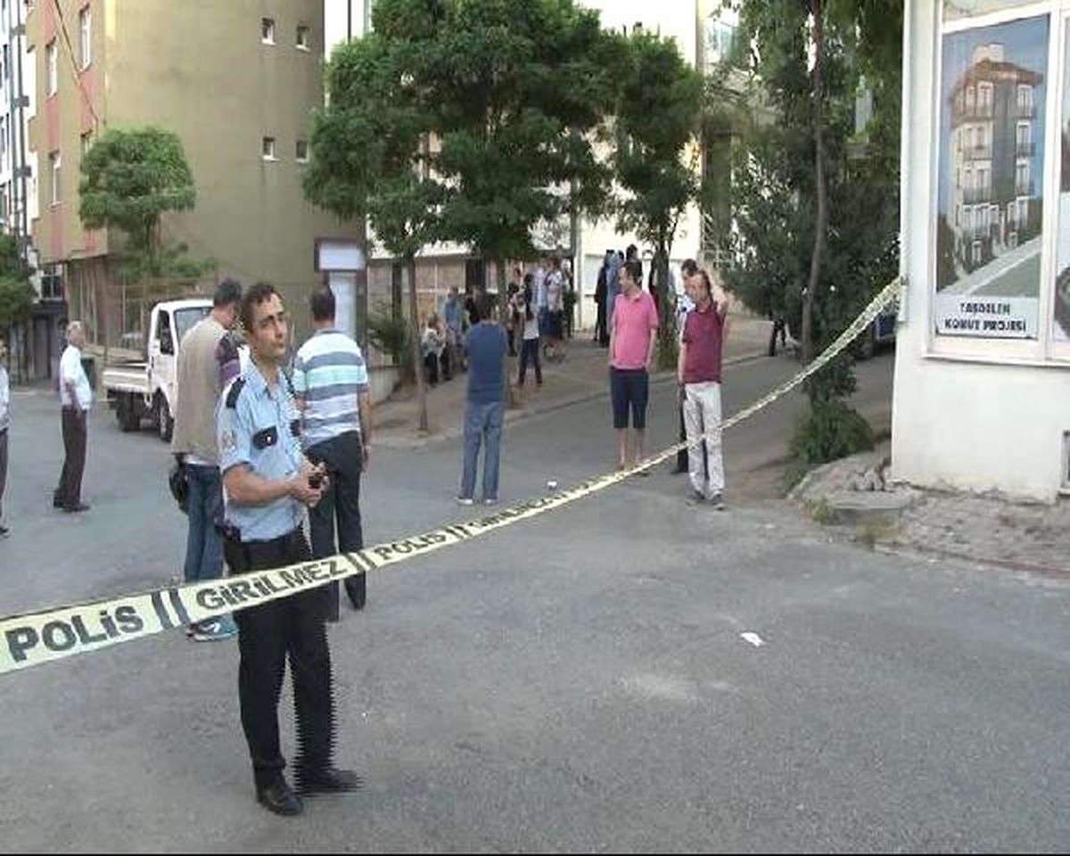 Çekmeköy\'de Silahlı Kavga: 1 Yaralı