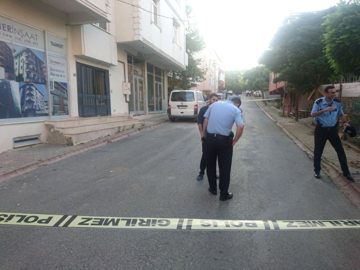 Çekmeköy\'de Silahlı Kavga: 1 Yaralı