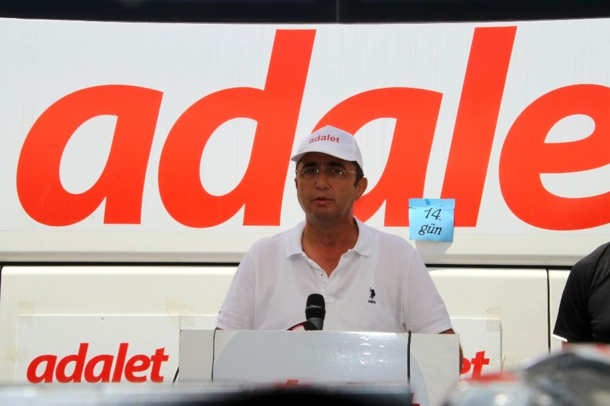 CHP Parti Sözcüsü Bülent Tezcan, "Son Nokta 9 Temmuz Günü Maltepe Meydanındaki Büyük Buluşmadır"