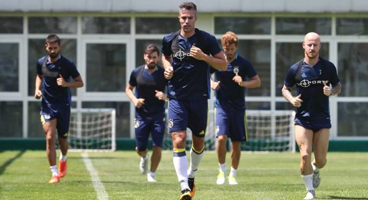 Fenerbahçe\'de Yeni Sezon Hazırlıkları