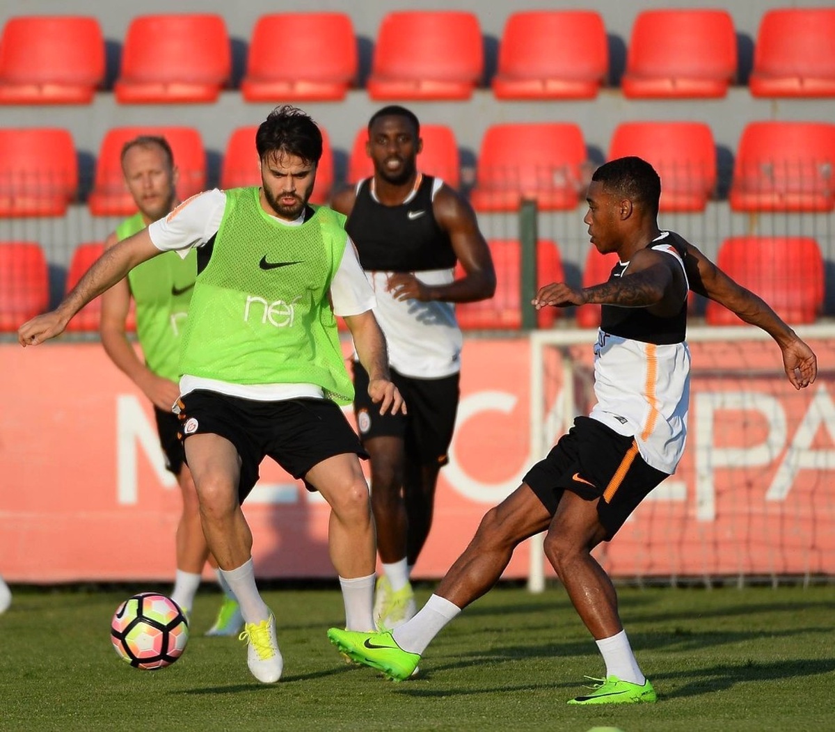 Galatasaray\'da Yeni Sezon Hazırlıkları