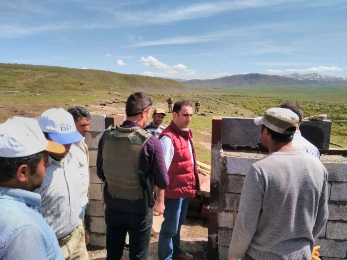 Güvenlik Korucularına Nöbet Kuleleri Yapıldı