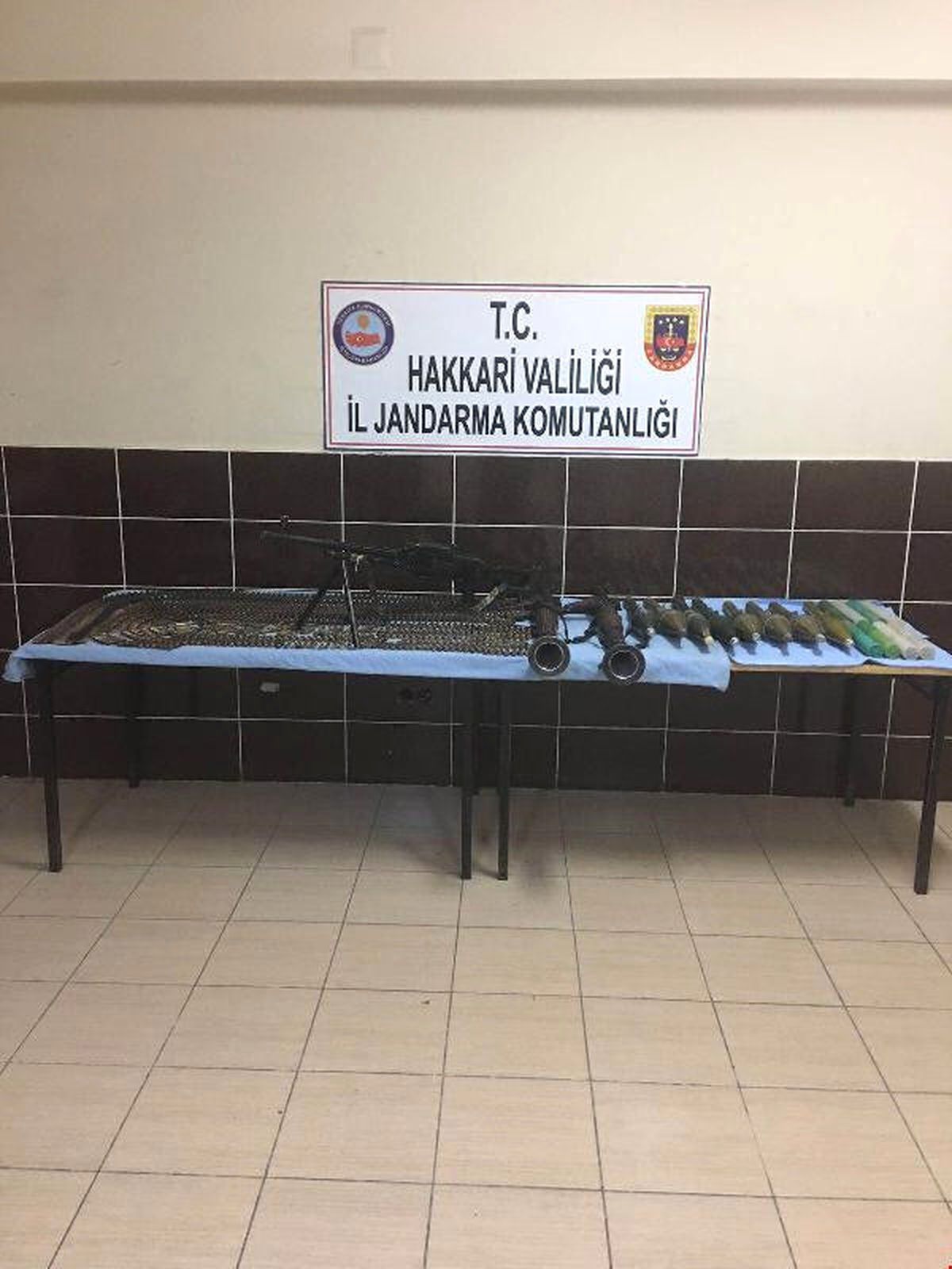 Hakkari\'de PKK Cephaneliği Ele Geçirildi
