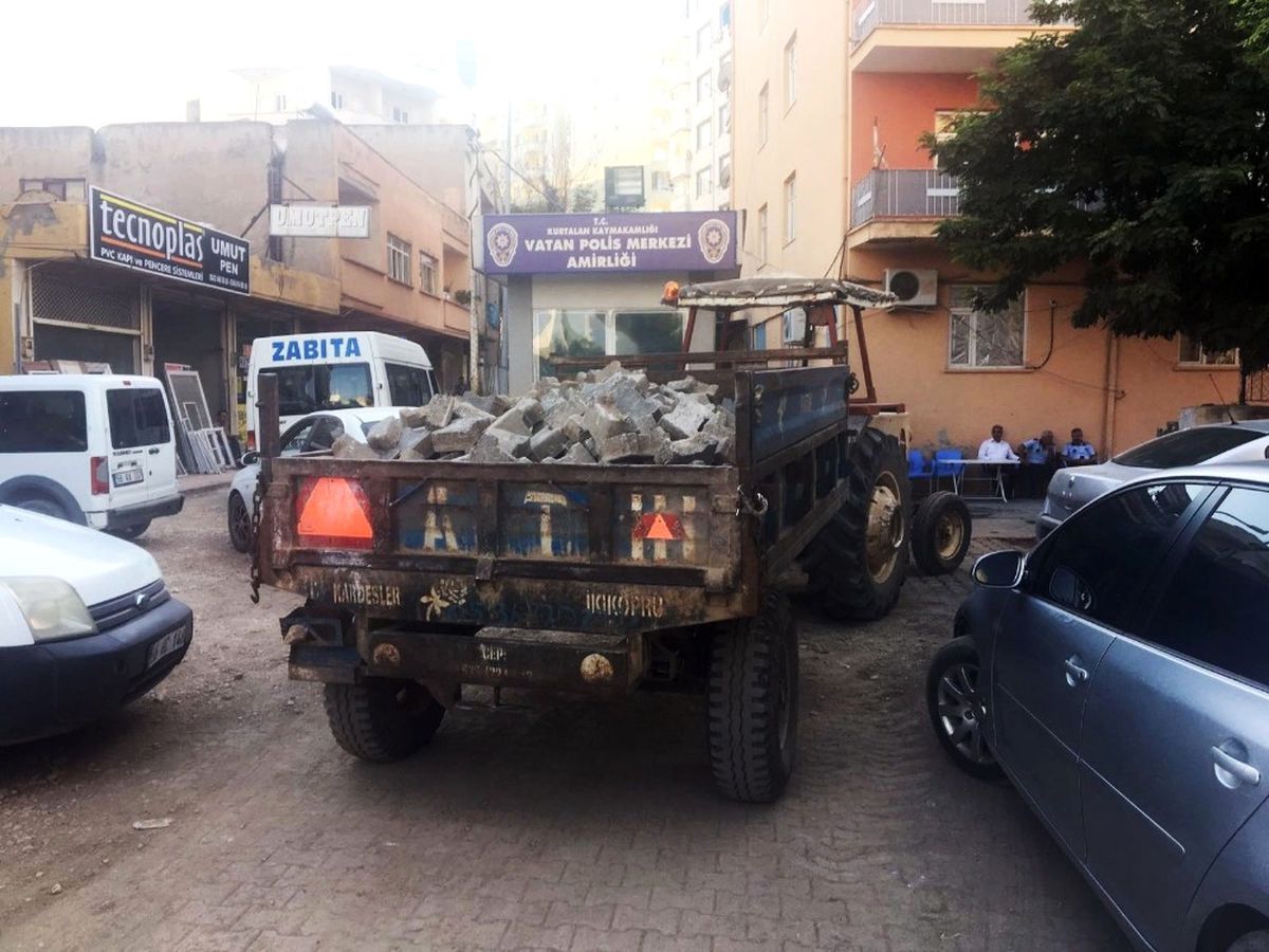 Hırsızlar Bunu da Yaptı