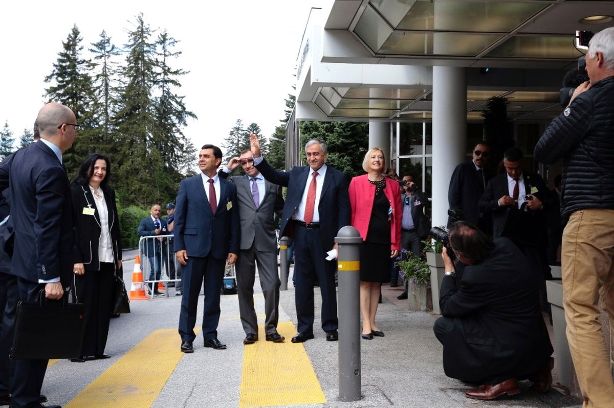 İsviçre\'deki Kıbrıs Konferansı
