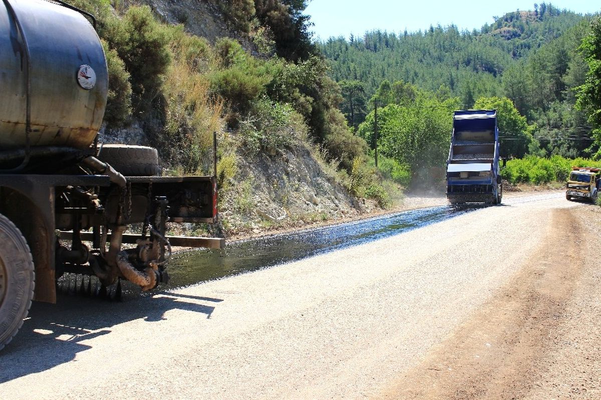 Karacaörende Asfaltlama Çalışması