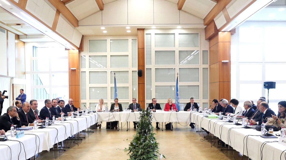 Kıbrıs Konferansı\'nda Ilk Gün Görüşmeleri Tamamlandı
