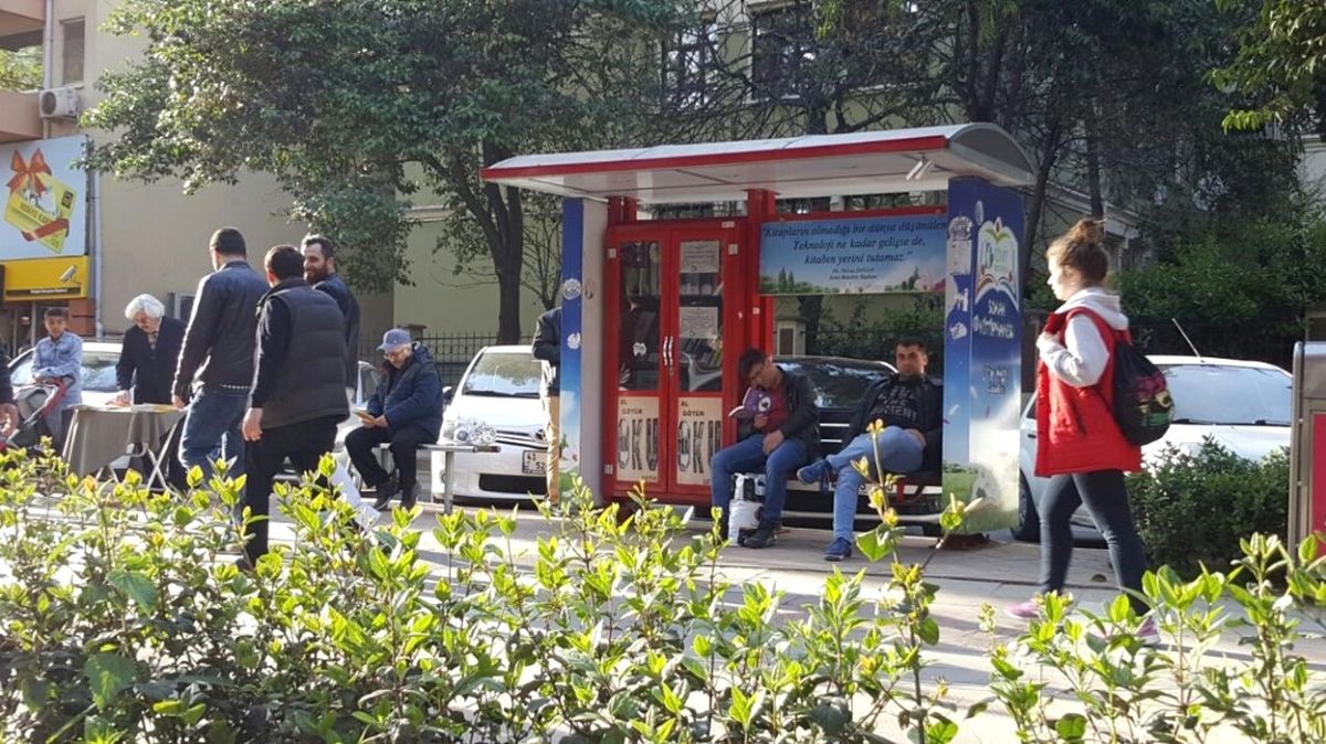Sokak Kütüphanleri Okuma Alışkanlığını Geliştiriyor